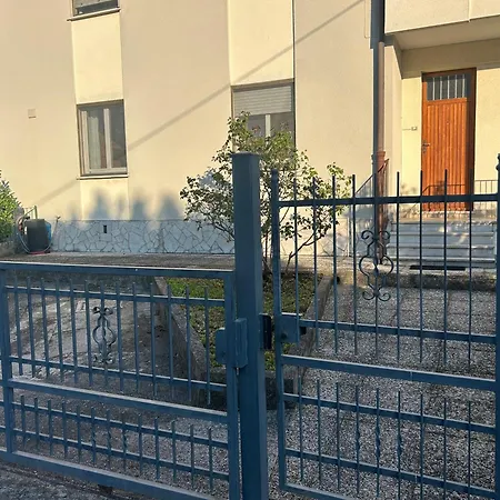 Casa Elena * Систиана